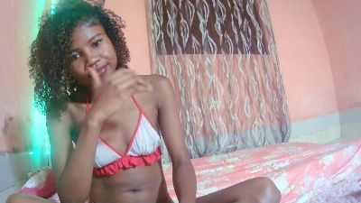 Briannah_ live cam on Cam4