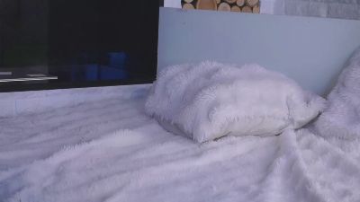 BridgetEast live cam on Cam4