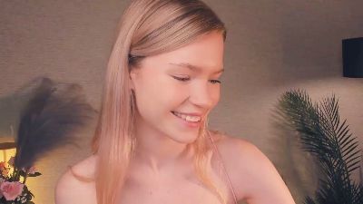 BridgetKaaz live cam on Cam4