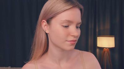 BridgetKaaz live cam on Cam4