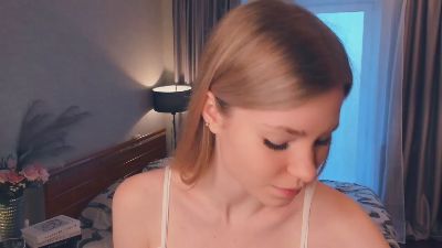 BridgetKaaz live cam on Cam4