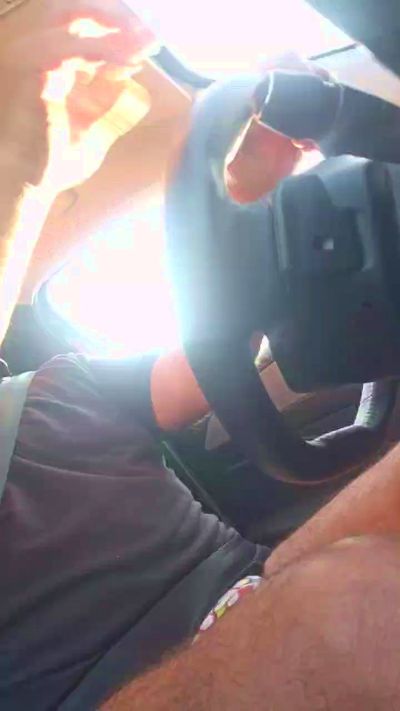 Briefsoutdoors live cam on Cam4