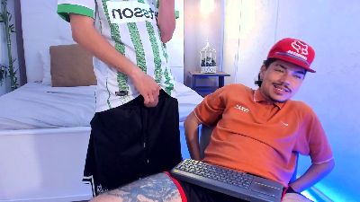 Briian__ live cam on Cam4