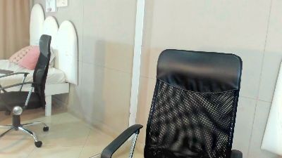 Briian__ live cam on Cam4