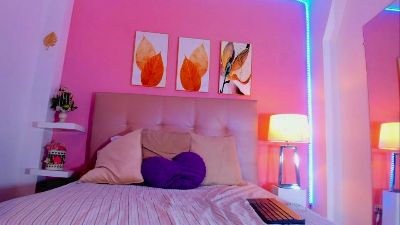 Briian__ live cam on Cam4