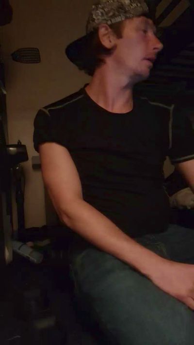 Brinkx89 live cam on Cam4