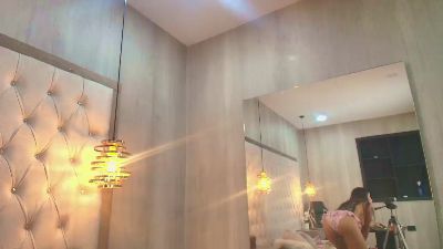 Briony_Walker live cam on Cam4