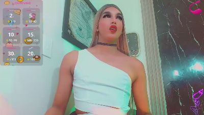 BritannyMendoza live cam on Cam4
