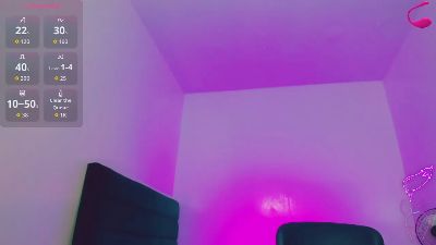 BritannyMendoza live cam on Cam4