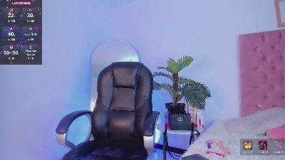 Britney_Moon26 live cam on Cam4