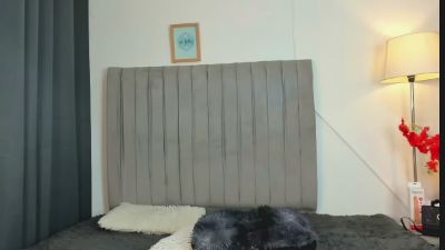 Britney_Moon26 live cam on Cam4