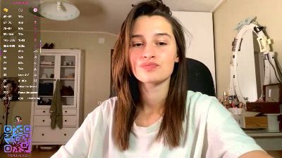 BrittEndris live cam on Cam4