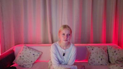 BrittMcgannon live cam on Cam4
