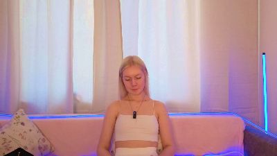 BrittMcgannon live cam on Cam4