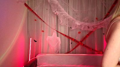 BrittMcgannon live cam on Cam4