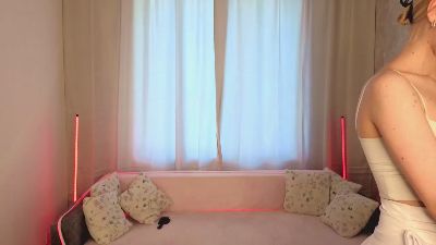 BrittMcgannon live cam on Cam4