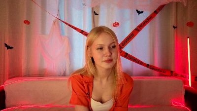 BrittMcgannon live cam on Cam4