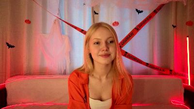BrittMcgannon live cam on Cam4
