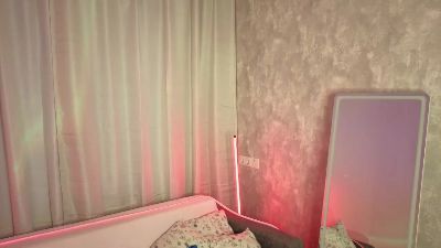 BrittMcgannon live cam on Cam4