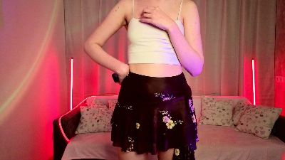 BrittMcgannon live cam on Cam4