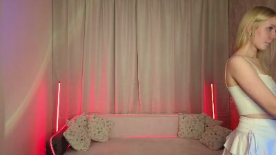 BrittMcgannon live cam on Cam4