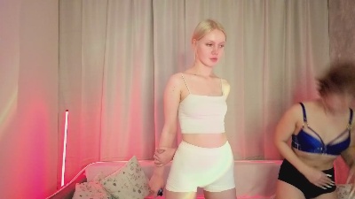 BrittMcgannon live cam on Cam4