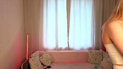 BrittMcgannon live cam on Cam4