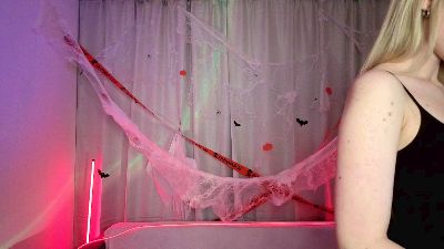 BrittMcgannon live cam on Cam4