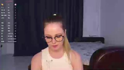 BrittniSicola live cam on Cam4