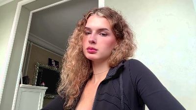 BrittnyCosley live cam on Cam4