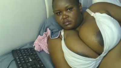 Brizzy_dee live cam on Cam4