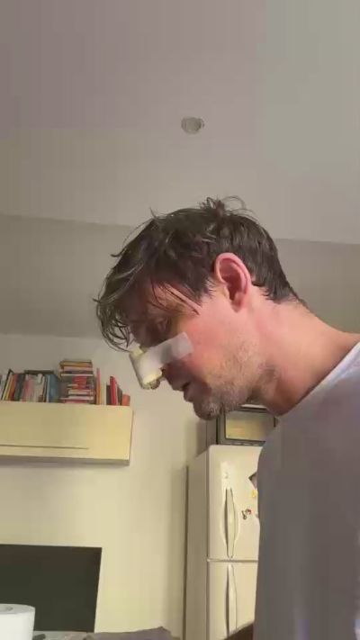 Bruce9090 live cam on Cam4