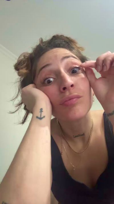 Brujadevenus live cam on Cam4