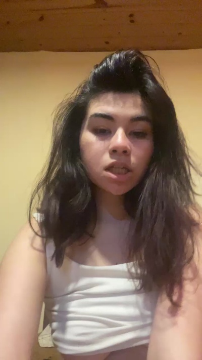 Brujitanina live cam on Cam4
