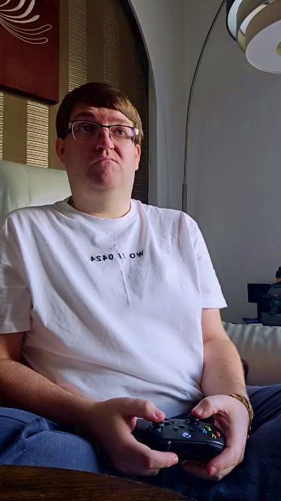 BrummieBoi89 live cam on Cam4