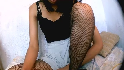 Brunellah live cam on Cam4