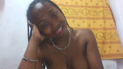 Brunellah live cam on Cam4