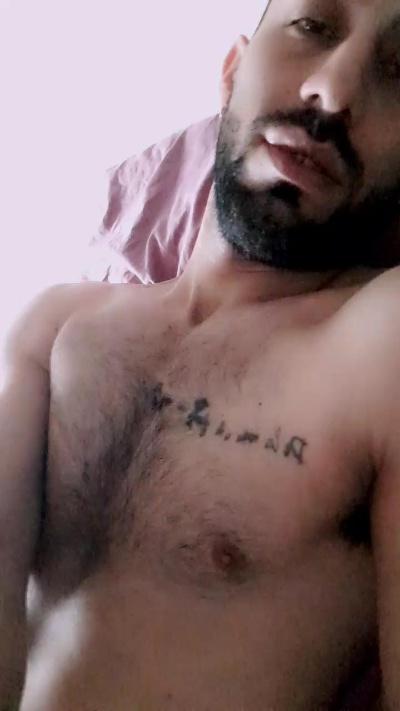 Bruno32 live cam on Cam4