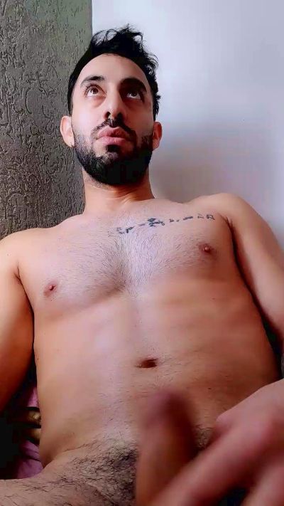 Bruno32 live cam on Cam4