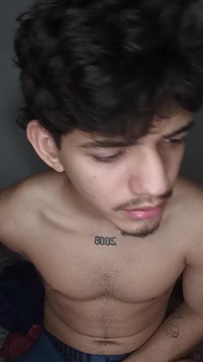 Bruno_cmm live cam on Cam4
