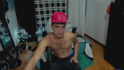 Brunocuttie9 live cam on Cam4