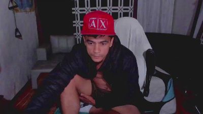 Brunocuttie9 live cam on Cam4