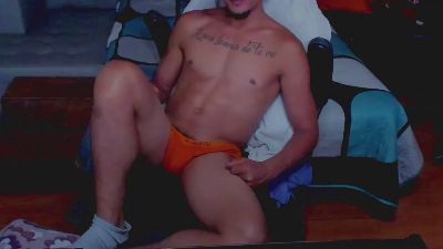 Brunocuttie9 live cam on Cam4
