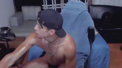 Brunocuttie9 live cam on Cam4