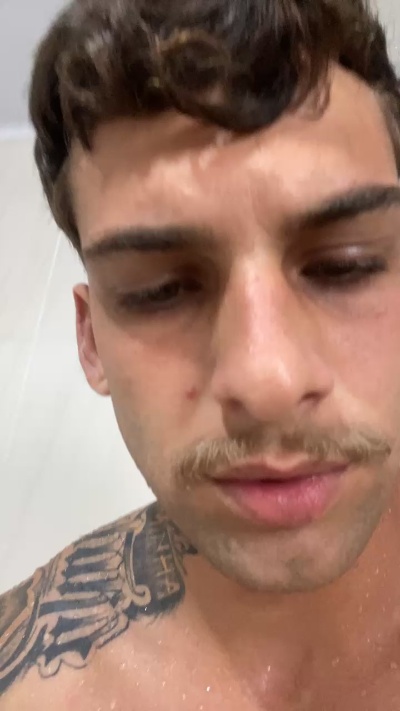 Brunoszeredo live cam on Cam4