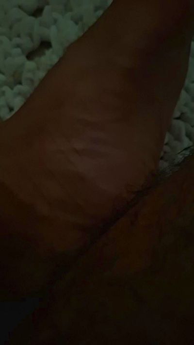 Bruto20cmputao live cam on Cam4