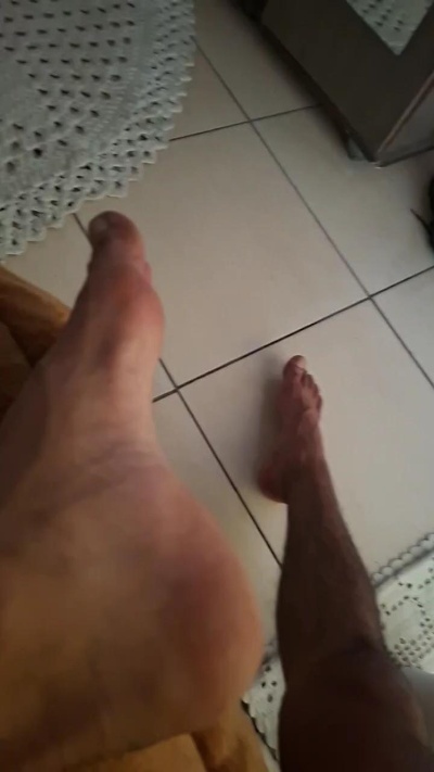 Bruto20cmputao live cam on Cam4
