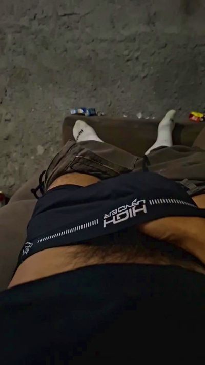 Bruto20cmputao live cam on Cam4