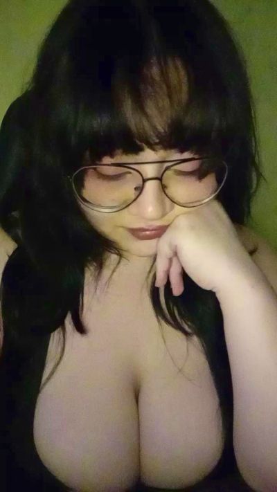 Bruxa_Oichi live cam on Cam4