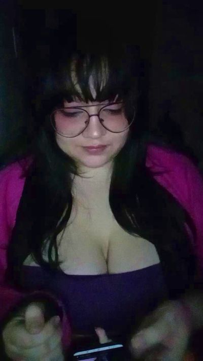 Bruxa_Oichi live cam on Cam4